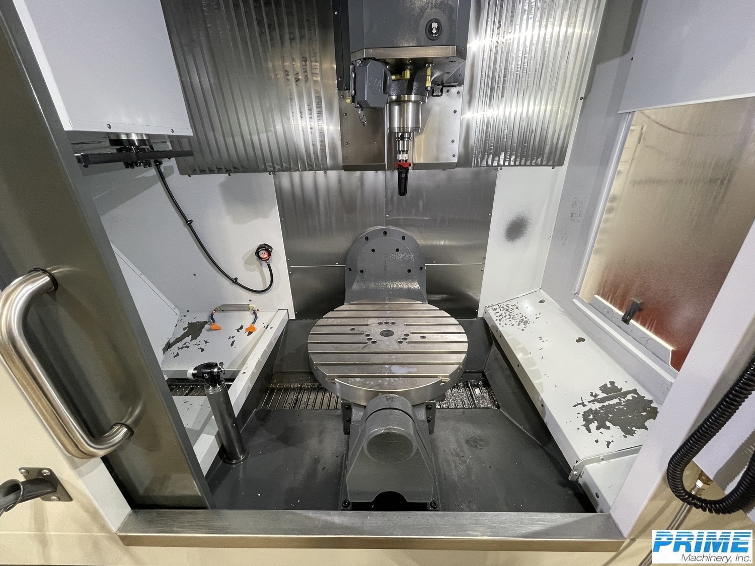 2018 HAAS UMC-1000 MACHINING CENTERS, VERT., N/C & CNC | Prime Machinery